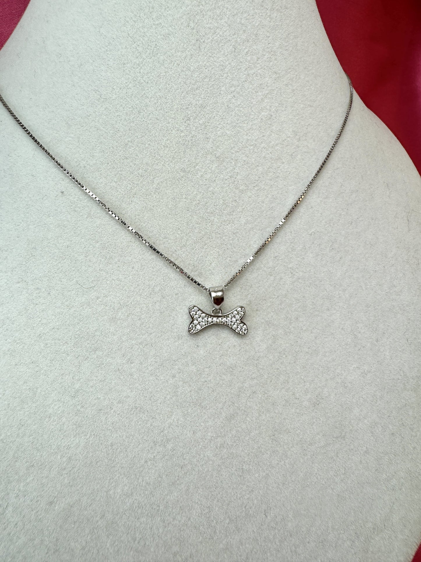 Collana con osso