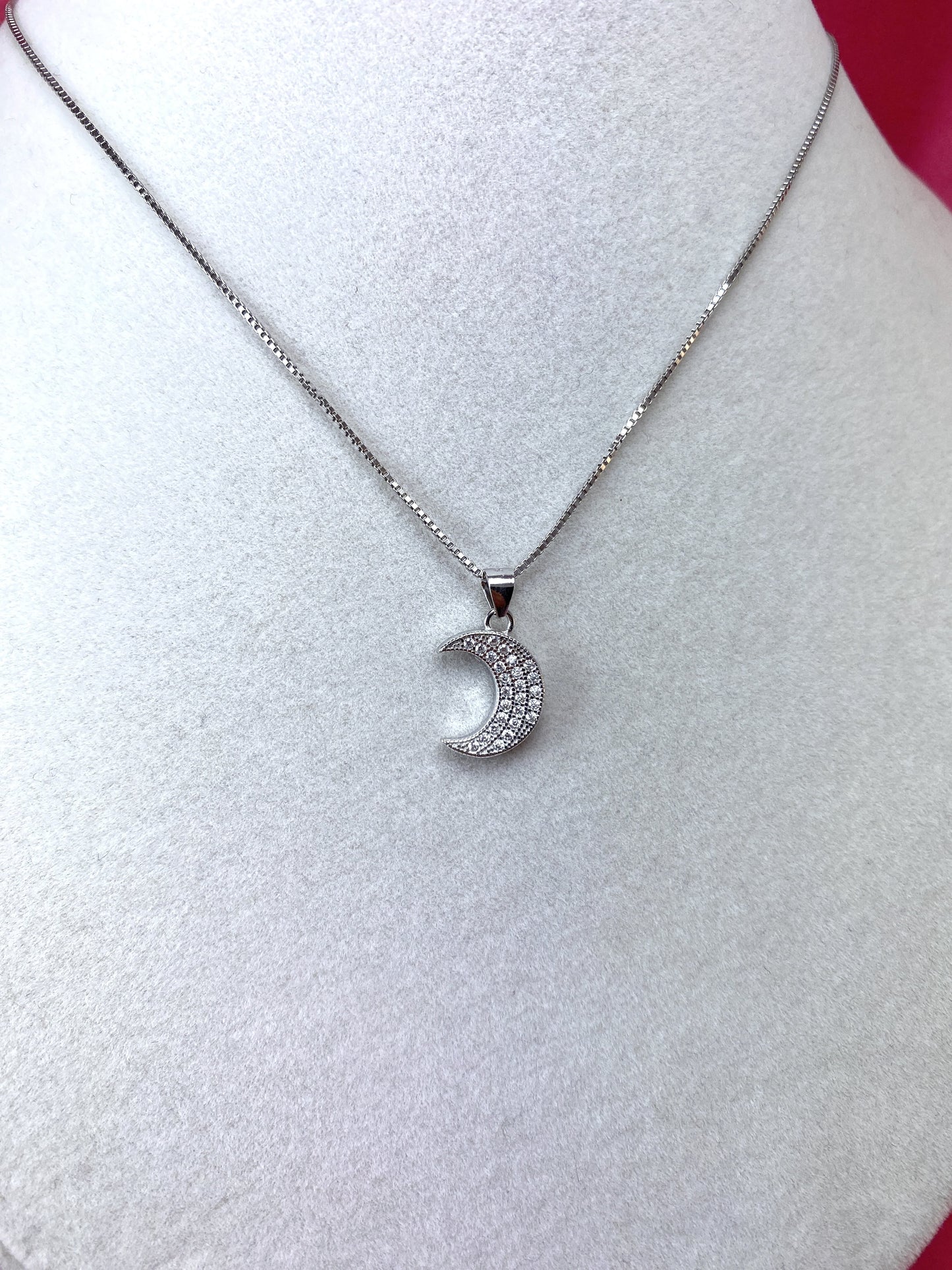 Collana mezza luna