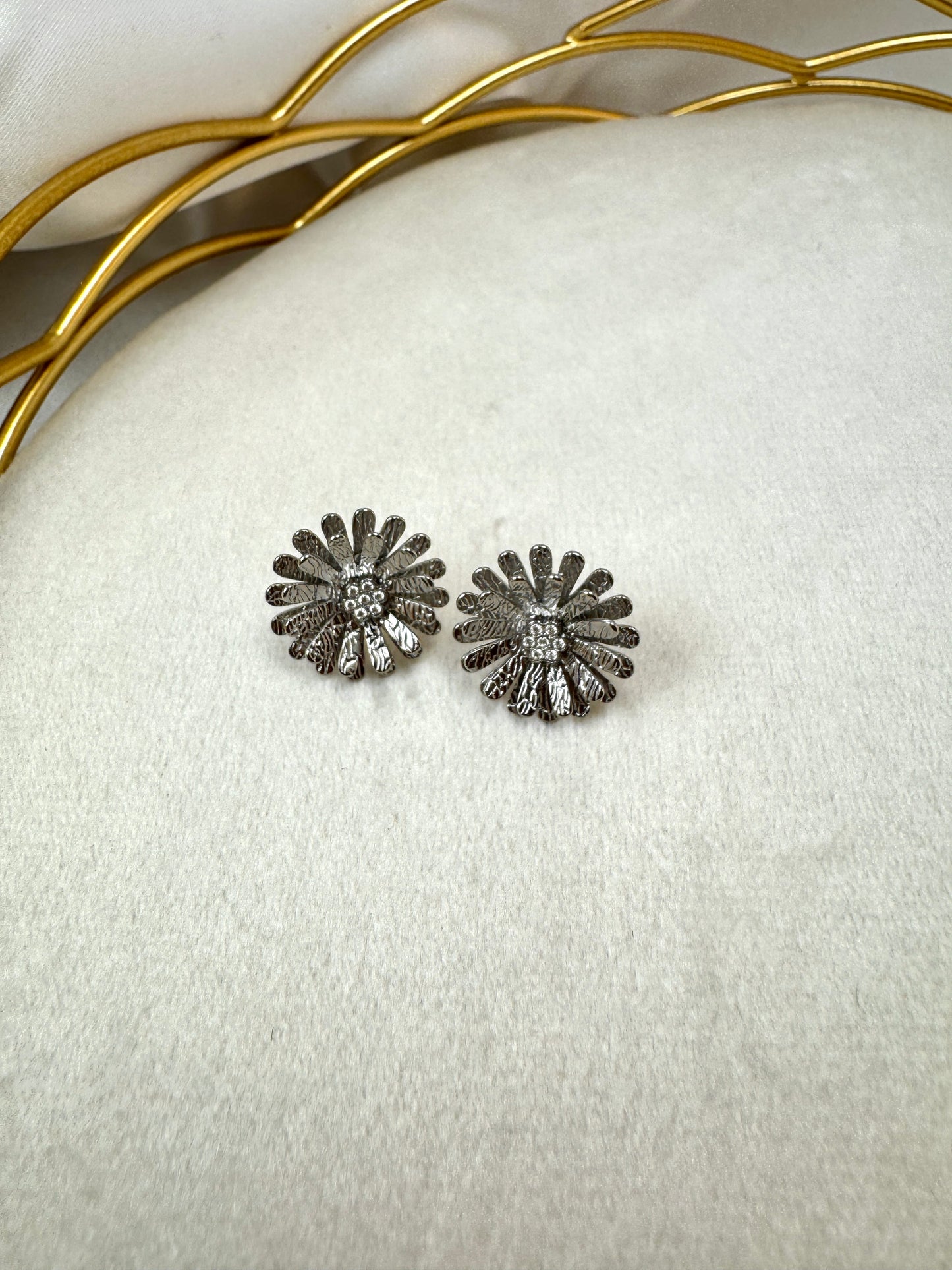 Orecchini girasole a lobo