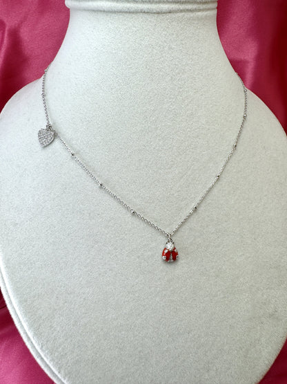 Collana con coccinella e cuore laterale