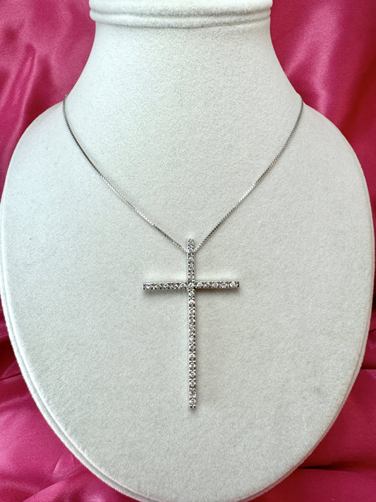 Collana con croce grande di zirconi