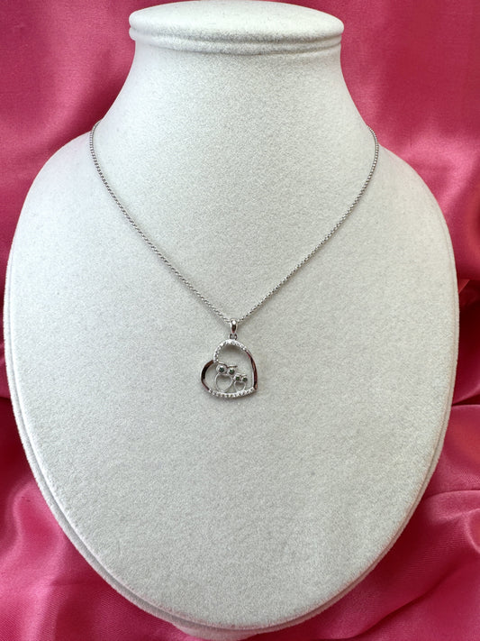 Collana con cuore e gufetti centrali