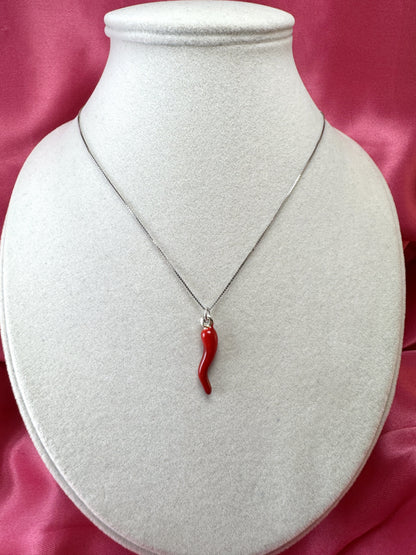 Collana con cornino rosso