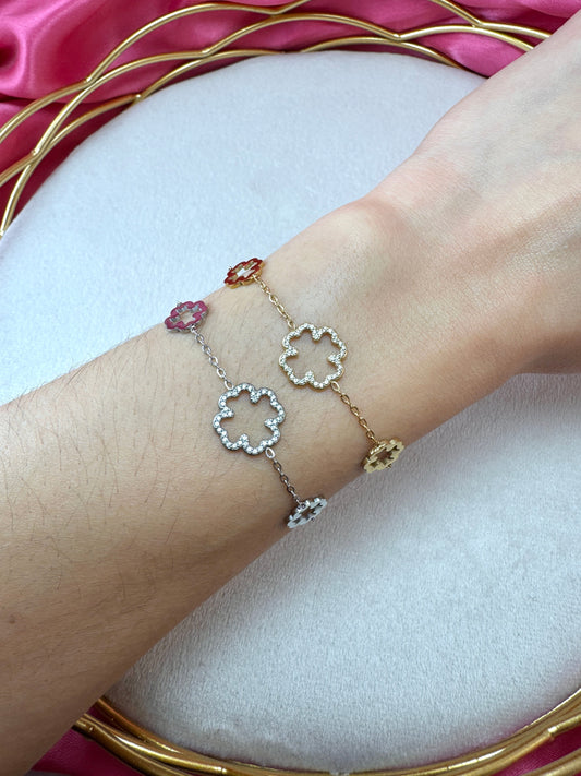 Bracciale sottile con quadrifogli