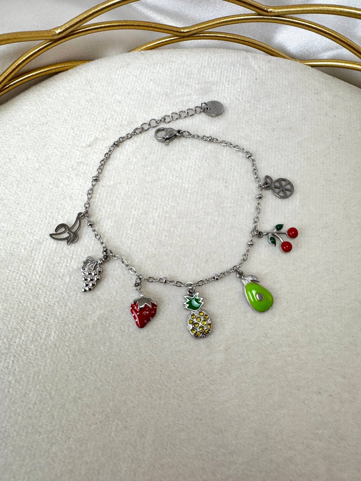 Bracciale con frutta, smalto e brillantini