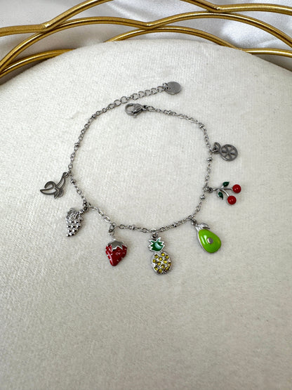 Bracciale con frutta, smalto e brillantini