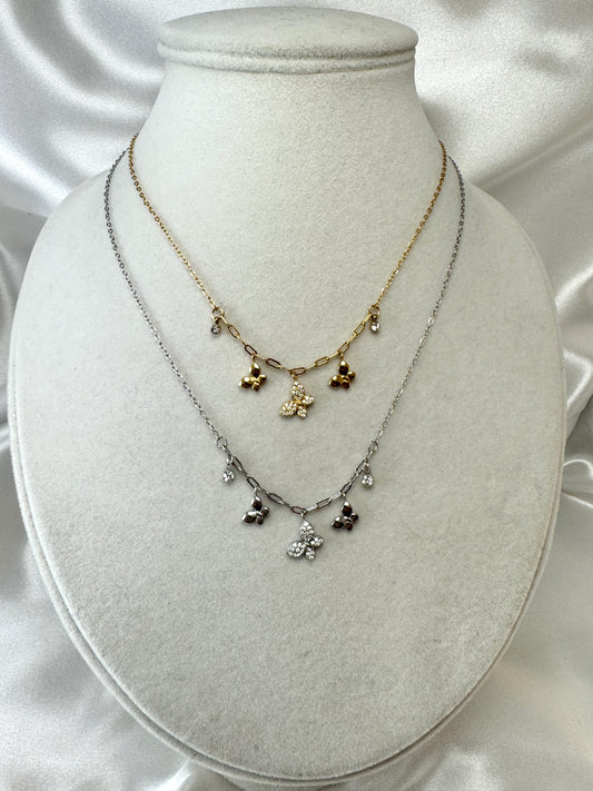 Collana con tre stelle e due punti luce