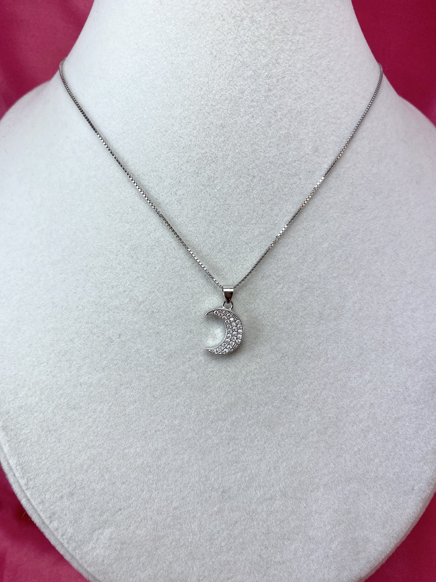 Collana mezza luna