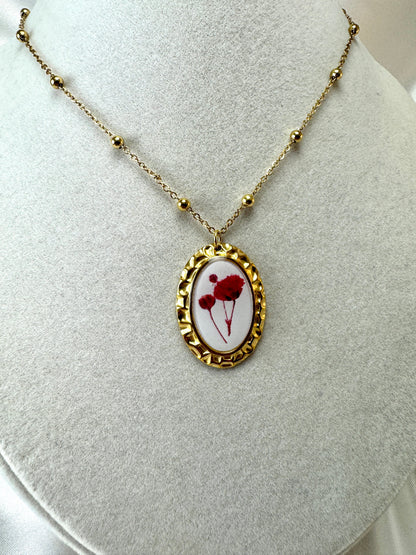 Collana cabochon ovale con contorno martellato