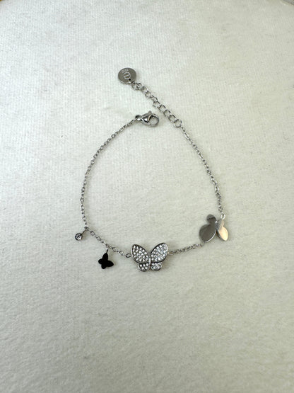 Bracciale sottile con farfalle