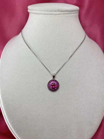 Collana con tondo fucsia