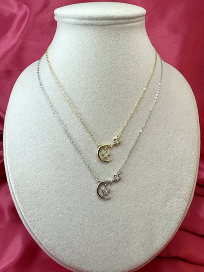 Collana con luna e due stelline