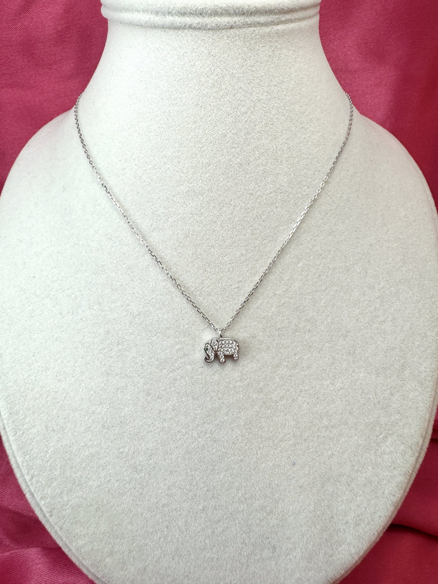 Collana con elefante di zirconi