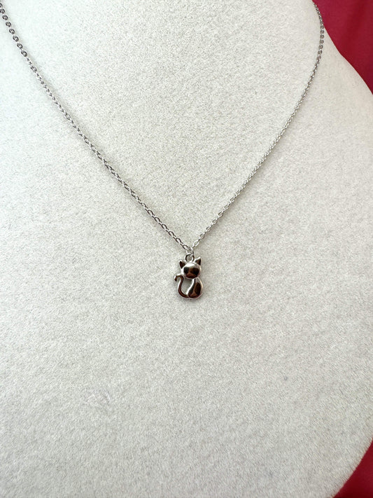 Collana con micro gatto liscio