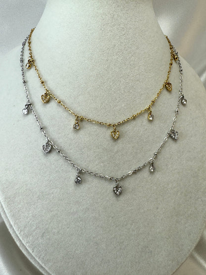 Collana con micro cuori e punti luce