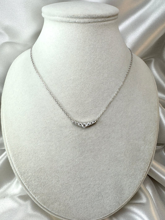 Collana con barretta di zirconi
