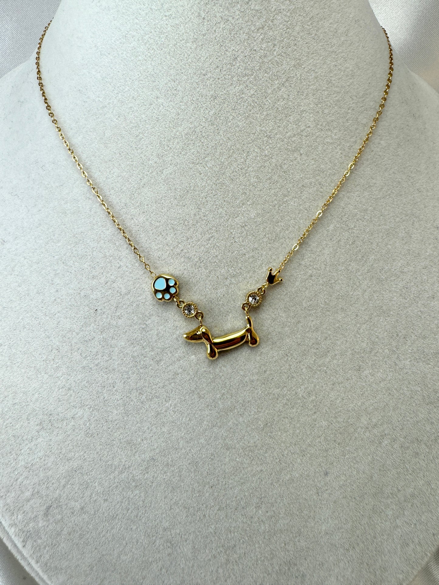 Collana con bassotto e zampina