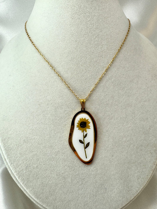 Collana cabochon con girasole