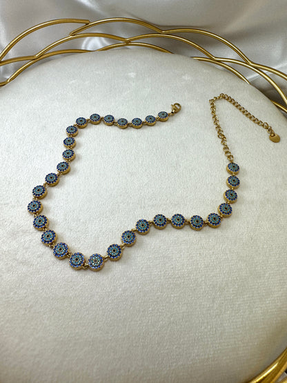 Collana con occhi turchi