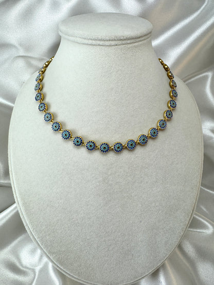 Collana con occhi turchi