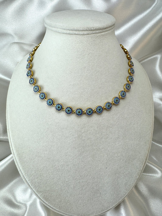 Collana con occhi turchi