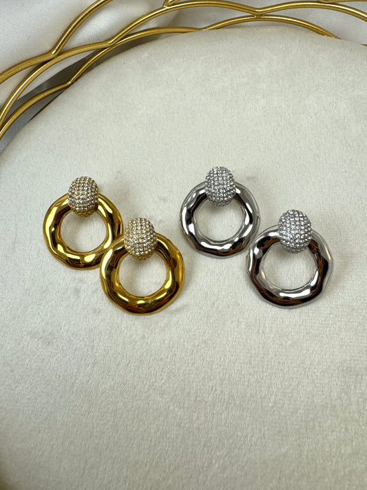 Orecchini con goccia di brillantini e cerchio