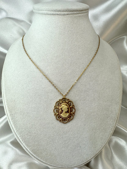 Collana con cammeo