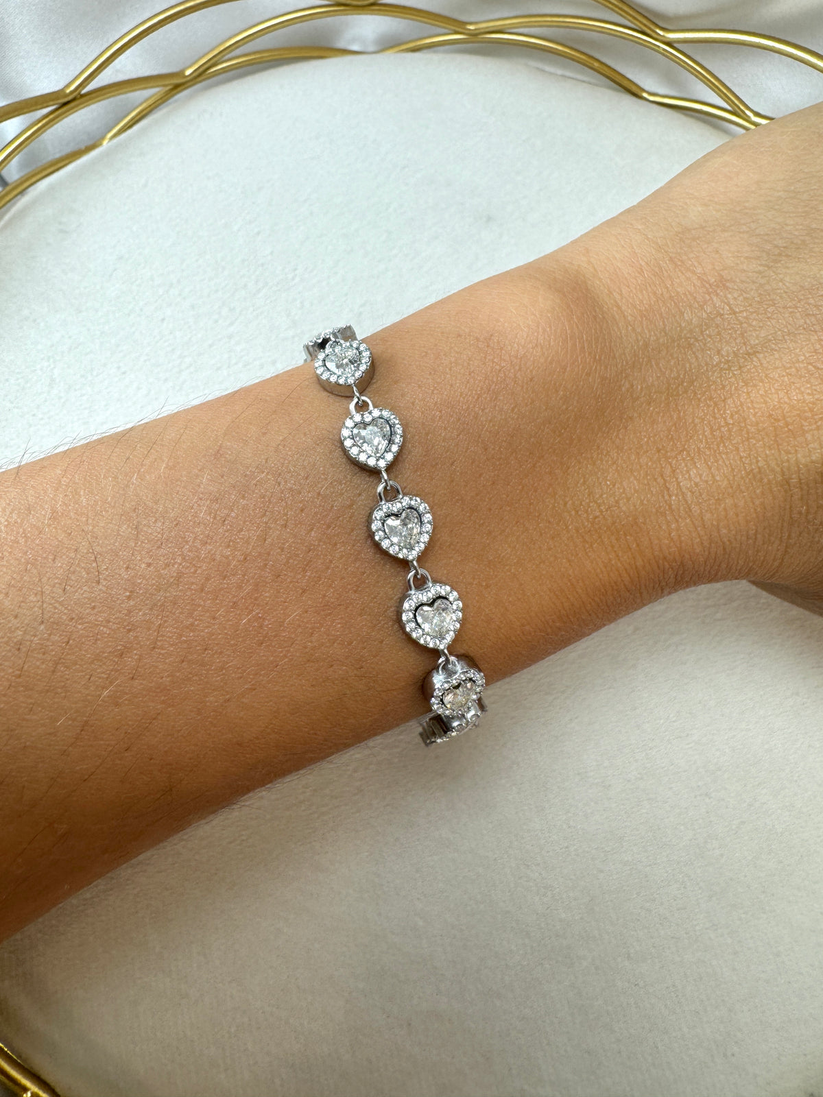 Bracciale con brillantini a cuore