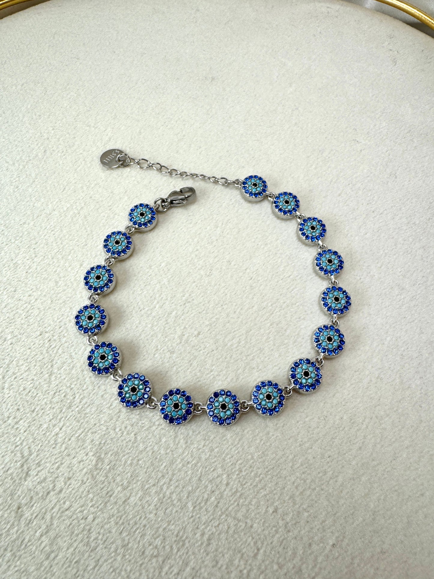 Bracciale con occhi di brillantini