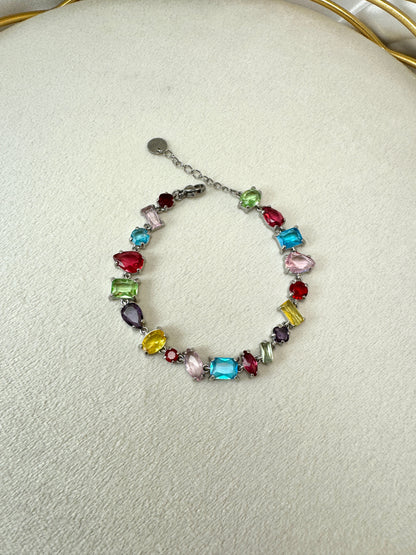 Bracciale con brillantini di tagli diversi