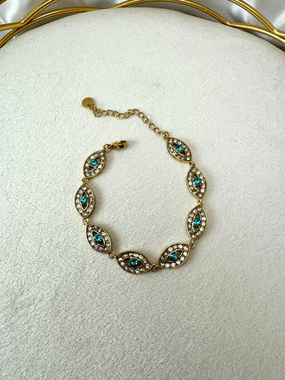 Bracciale con occhi ovali