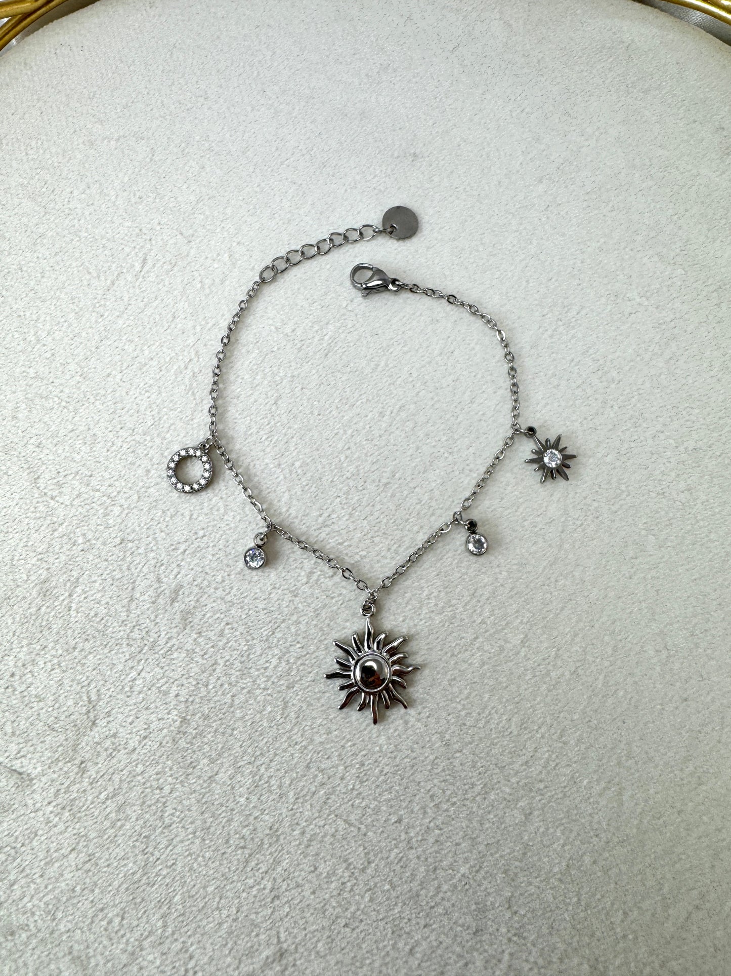 Bracciale sottile con sole e punti luce