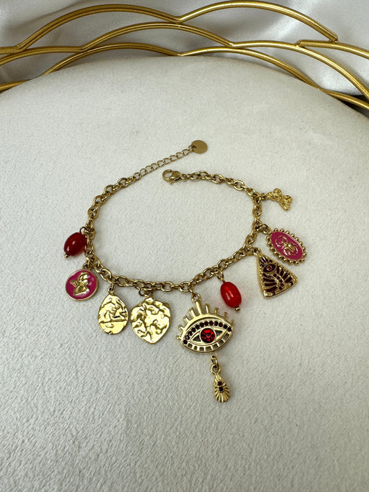 Bracciale con occhio rosso e ciondoli rosa